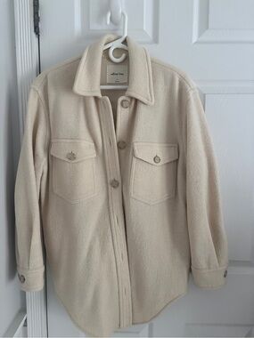 Aritzia Wilfred free - Ganna Cream Button-Up Wool Shacket